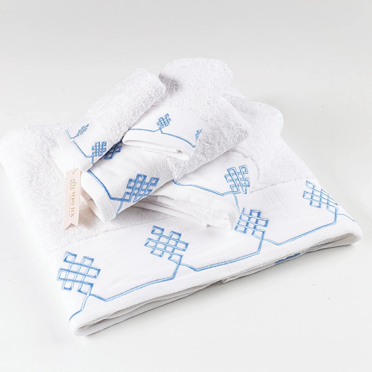Embroidered Towel 600 GSM