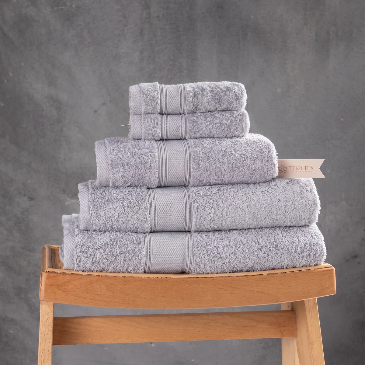 Set Of 5 Plain Towels 600 GSM