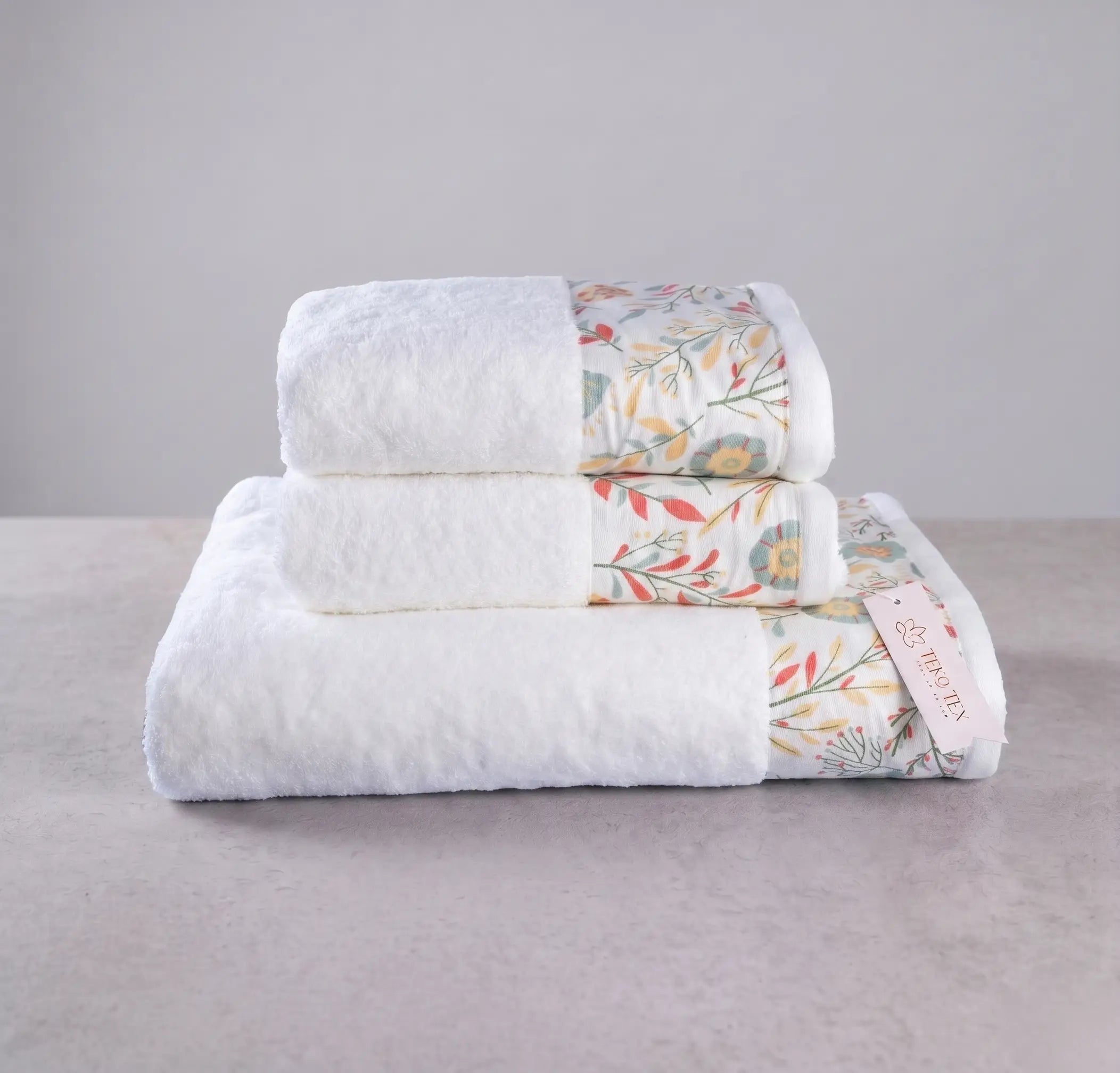 Rozy Towel 600 GSM- Set Of 3 PCS