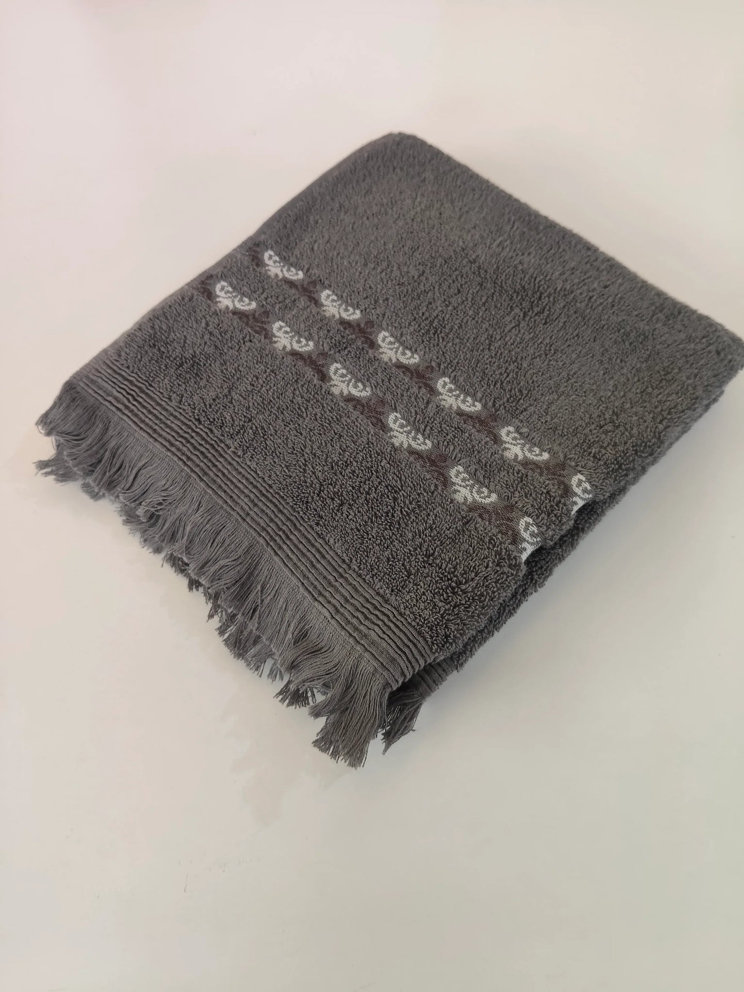 Plain Towel 600 GSM – size 55×115