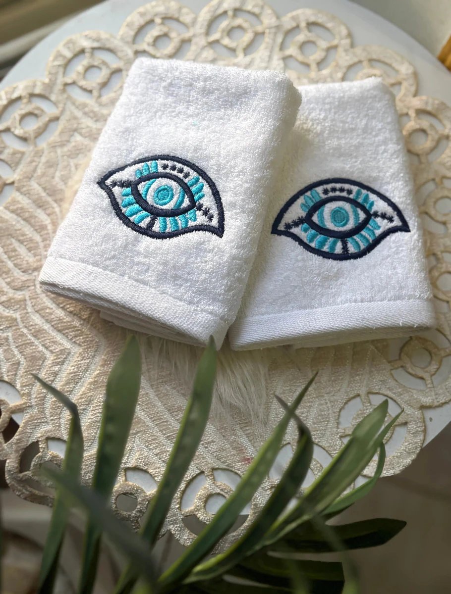 Embroidered Towel 600 GSM- Pack Of 2 Towel