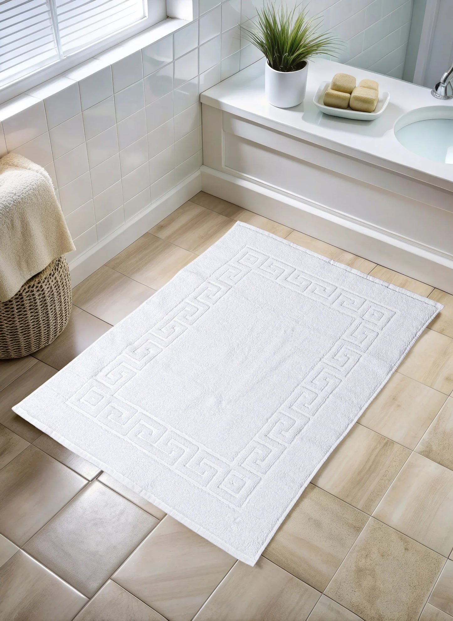 Versace Bathmat 875 GSM – 50*70 CM