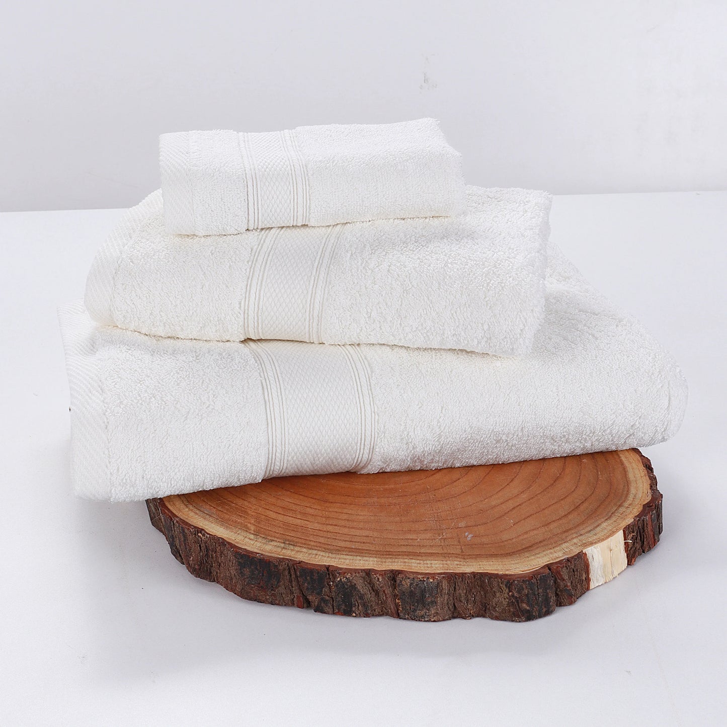 Set Of 3 Plain Towels 600 GSM