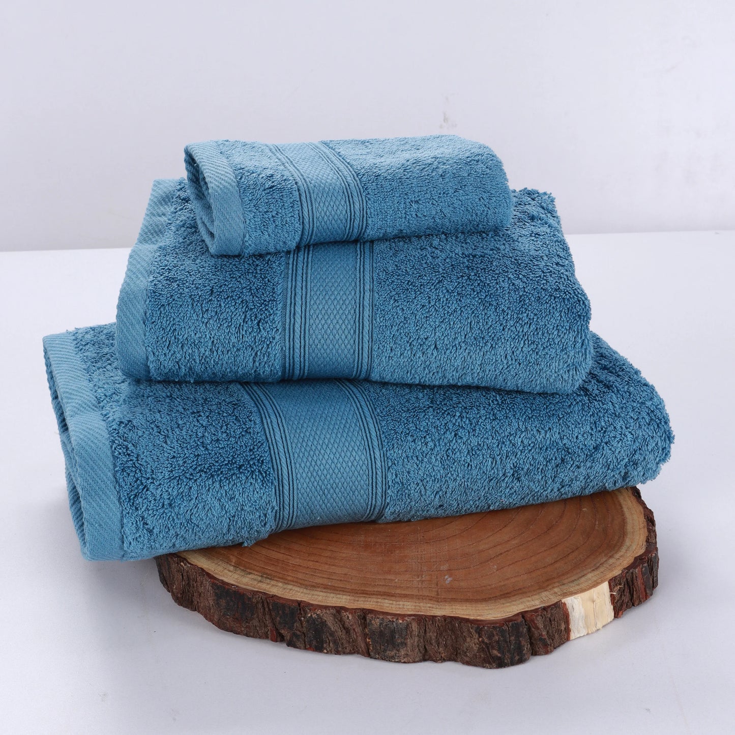 Set Of 3 Plain Towels 600 GSM