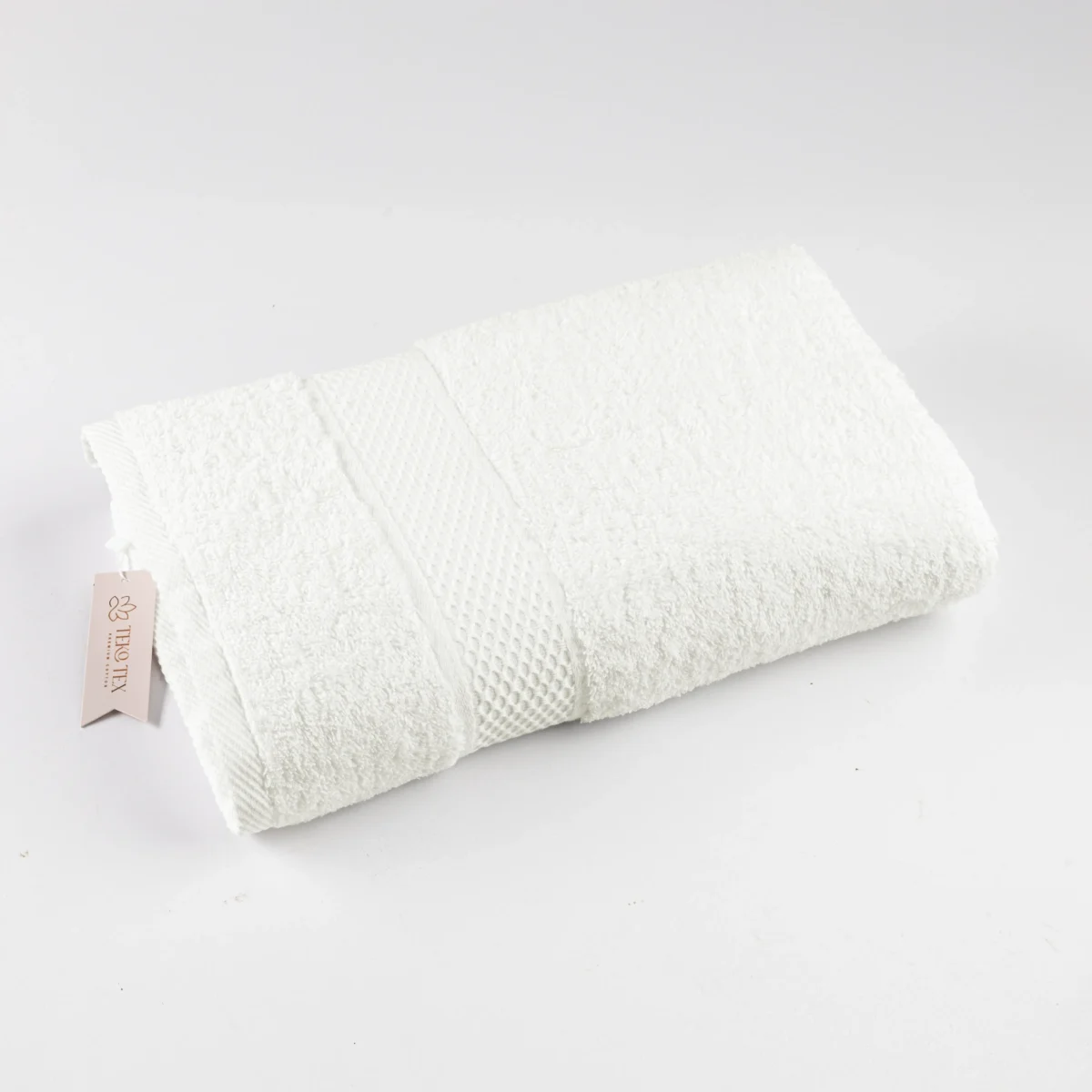 Plain Towel 600 GSM - Image 2