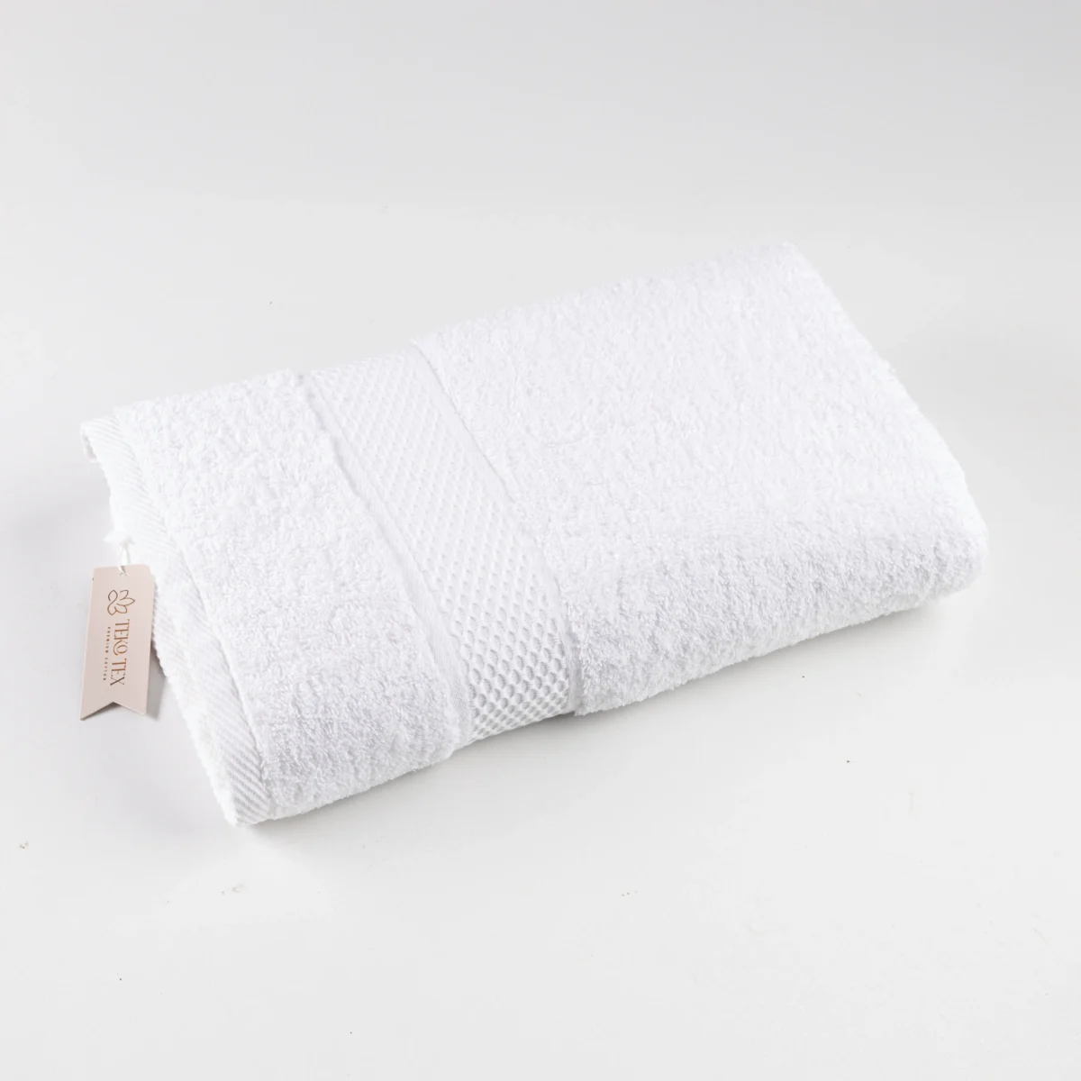 Plain Towel 600 GSM - Image 3
